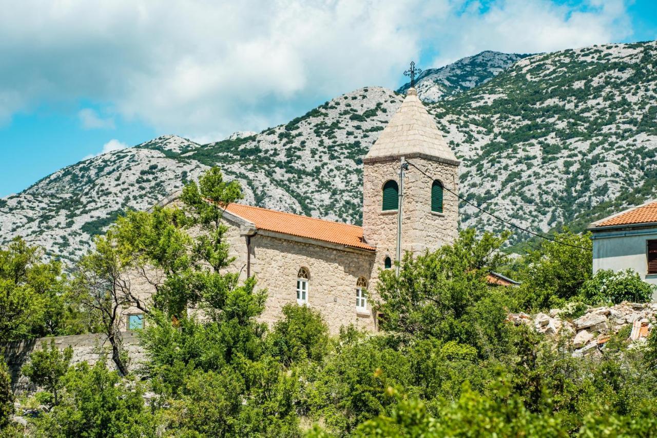 Appartamento Ella Lukovo Šugarje Esterno foto
