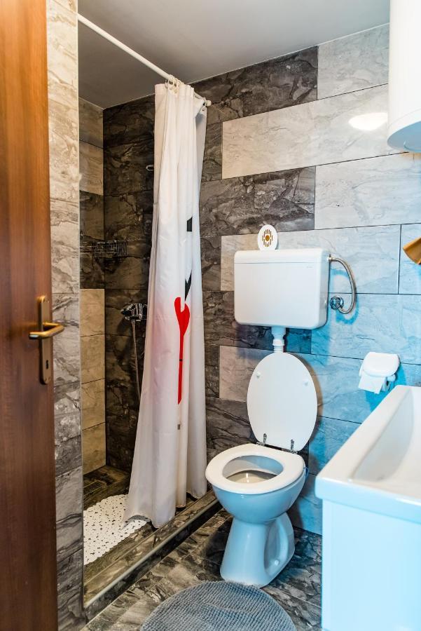 Appartamento Ella Lukovo Šugarje Esterno foto